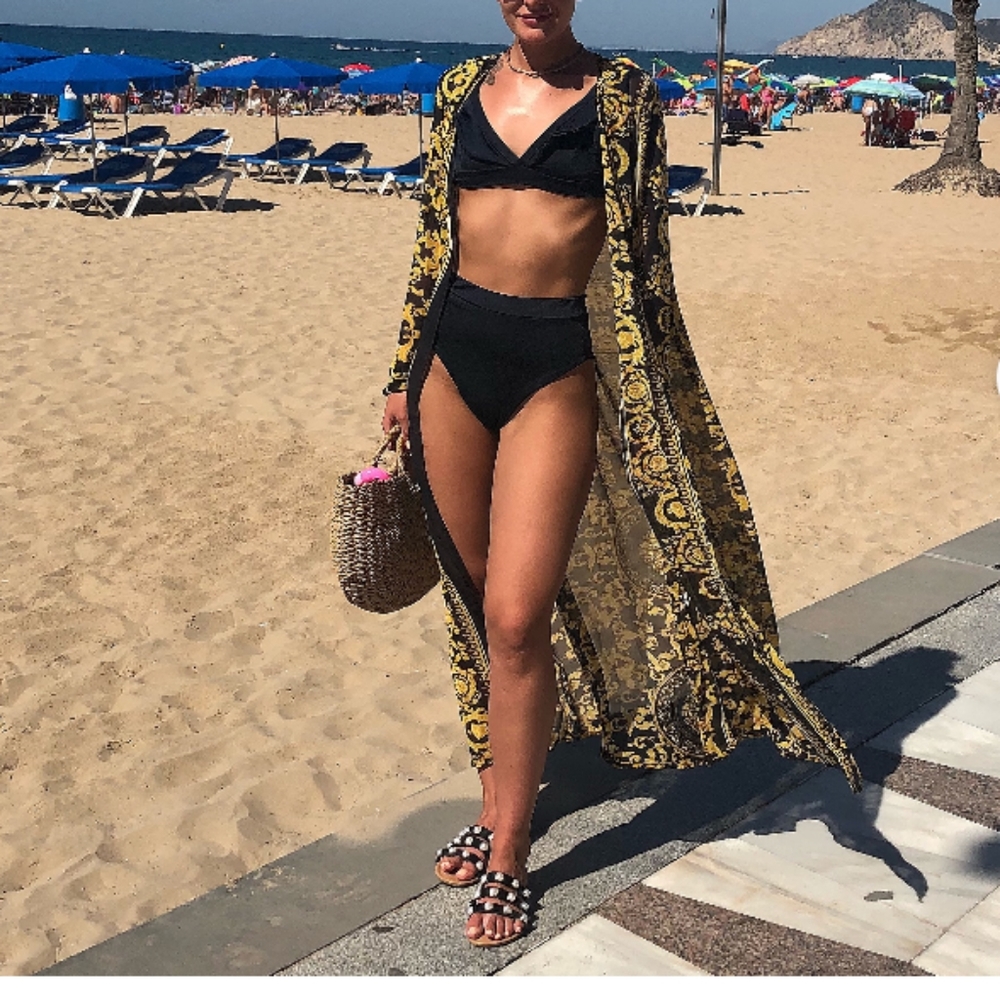 Pretty Little Things Chain Print kimono coverup